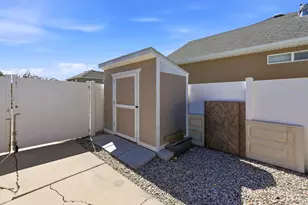 8462 S Oak Farm Dr W, West Jordan, UT 84081 - Photo 52