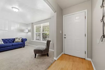 8462 S Oak Farm Dr W, West Jordan, UT 84081 - Photo 16