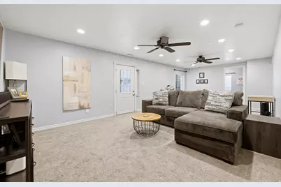 8462 S Oak Farm Dr W, West Jordan, UT 84081 - Photo 18