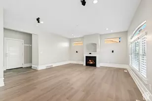 7462 S Sunset Maple Dr W, West Jordan, UT 84081 - Photo 6