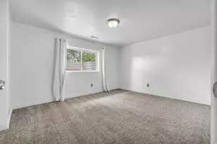 3609 W Jupiter Hills Dr, Syracuse, UT 84075 - Photo 30