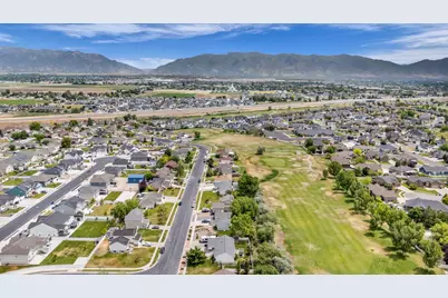 3609 W Jupiter Hills Dr, Syracuse, UT 84075 - Photo 50