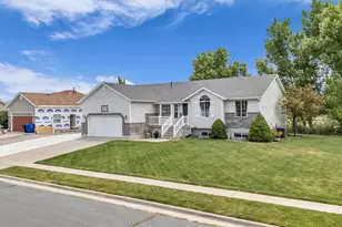 3609 W Jupiter Hills Dr, Syracuse, UT 84075 - Photo 40