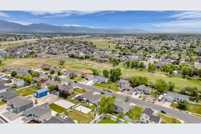 3609 W Jupiter Hills Dr, Syracuse, UT 84075 - Photo 48