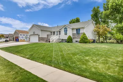 3609 W Jupiter Hills Dr, Syracuse, UT 84075 - Photo 10
