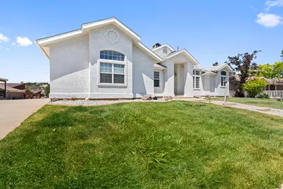 714 S St James Pl, Cedar City, UT 84720 - Photo 2