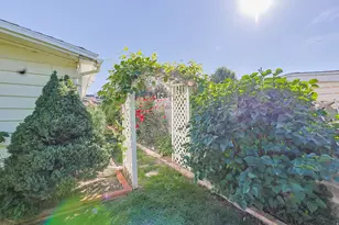 132 W Alta View Way, Sandy, UT 84070 - Photo 32
