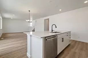 5394 N Saddle Stone Dr, Eagle Mountain, UT 84005 - Photo 8