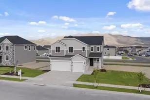 5394 N Saddle Stone Dr, Eagle Mountain, UT 84005 - Photo 2