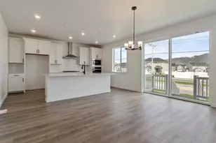 5394 N Saddle Stone Dr, Eagle Mountain, UT 84005 - Photo 6