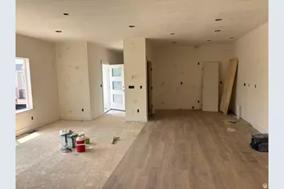 4272 W 4850 S, Roy, UT 84067 - Photo 2