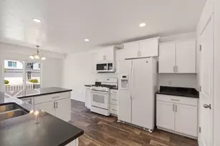 98 E Harmony Ct, Saratoga Springs, UT 84045 - Photo 8