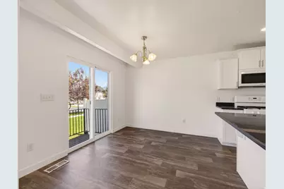 98 E Harmony Ct, Saratoga Springs, UT 84045 - Photo 16