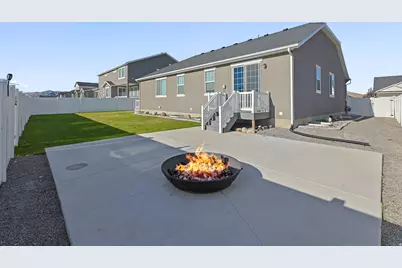 6085 N Sheps Ridge Rd, Eagle Mountain, UT 84005 - Photo 48