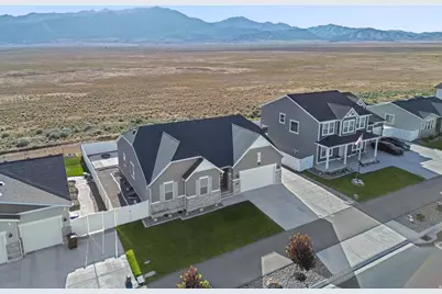 6085 N Sheps Ridge Rd, Eagle Mountain, UT 84005 - Photo 58