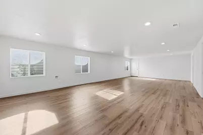 6085 N Sheps Ridge Rd, Eagle Mountain, UT 84005 - Photo 32