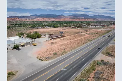2475 S 191 Hwy, Moab, UT 84532 - Photo 4