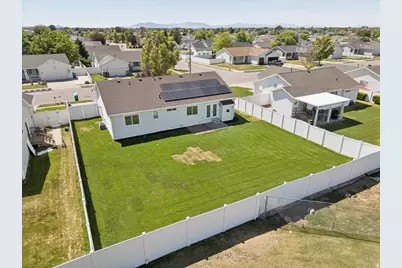 5086 S 3925 W, Roy, UT 84067 - Photo 22