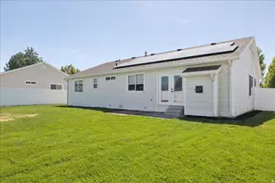 5086 S 3925 W, Roy, UT 84067 - Photo 20