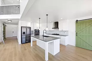 4554 N Mt Ellen St, Eagle Mountain, UT 84005 - Photo 12