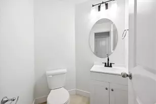 4554 N Mt Ellen St, Eagle Mountain, UT 84005 - Photo 16