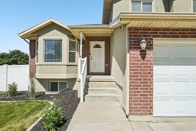 2323 N 10 W, Layton, UT 84041 - Photo 4