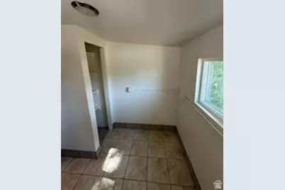 397 S Tremont St, Tremonton, UT 84337 - Photo 6