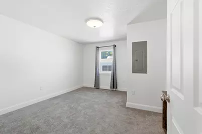 397 S Tremont St, Tremonton, UT 84337 - Photo 24