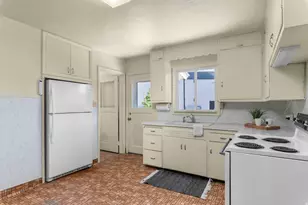 397 S 425 W, Bountiful, UT 84010 - Photo 14