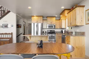 2330 S Valleyview Dr, Garden City, UT 84028 - Photo 24