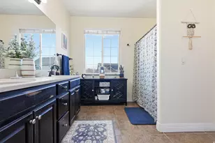 8494 N Turnberry Rd E, Eagle Mountain, UT 84005 - Photo 10