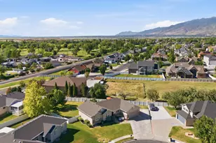 593 N 870 W, West Bountiful, UT 84087 - Photo 56