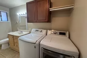 2182 W 5600 S, Roy, UT 84067 - Photo 10