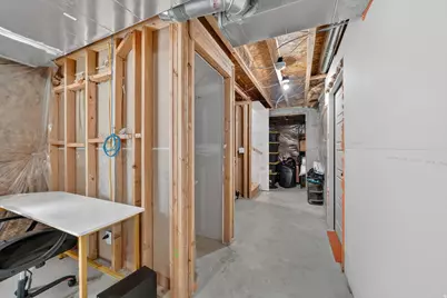 7502 N Cottage Ln E, Eagle Mountain, UT 84005 - Photo 32