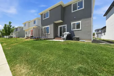 7502 N Cottage Ln E, Eagle Mountain, UT 84005 - Photo 36