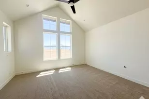 6899 W Gravel Cross Way, West Jordan, UT 84081 - Photo 8