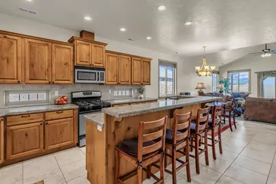 1941 W Trailside, Syracuse, UT 84075 - Photo 4
