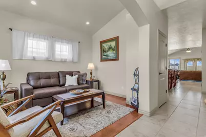 1941 W Trailside, Syracuse, UT 84075 - Photo 4