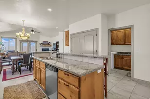 1941 W Trailside, Syracuse, UT 84075 - Photo 6