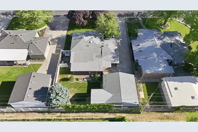 42 W Creek Dr S, Salt Lake City, UT 84107 - Photo 14