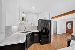 42 W Creek Dr S, Salt Lake City, UT 84107 - Photo 6