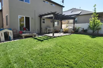 7088 W 8090 S, West Jordan, UT 84088 - Photo 18