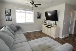 7088 W 8090 S, West Jordan, UT 84088 - Photo 6