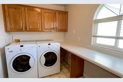 2187 W Shanna Ln, Cedar City, UT 84720 - Photo 36