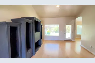 2187 W Shanna Ln, Cedar City, UT 84720 - Photo 8