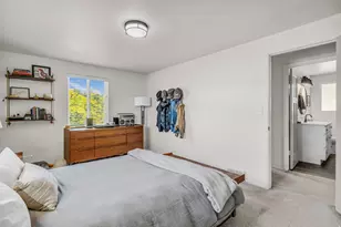 402 E 10185 S, Sandy, UT 84070 - Photo 10