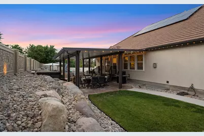 12692 S Merryvale Cir, Riverton, UT 84065 - Photo 6