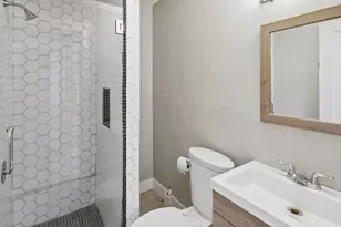915 S 400 E, Orem, UT 84097 - Photo 14