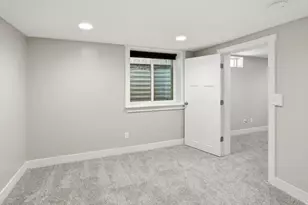 915 S 400 E, Orem, UT 84097 - Photo 24