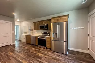 3556 E Royal Dornoch Dr, Eagle Mountain, UT 84005 - Photo 18